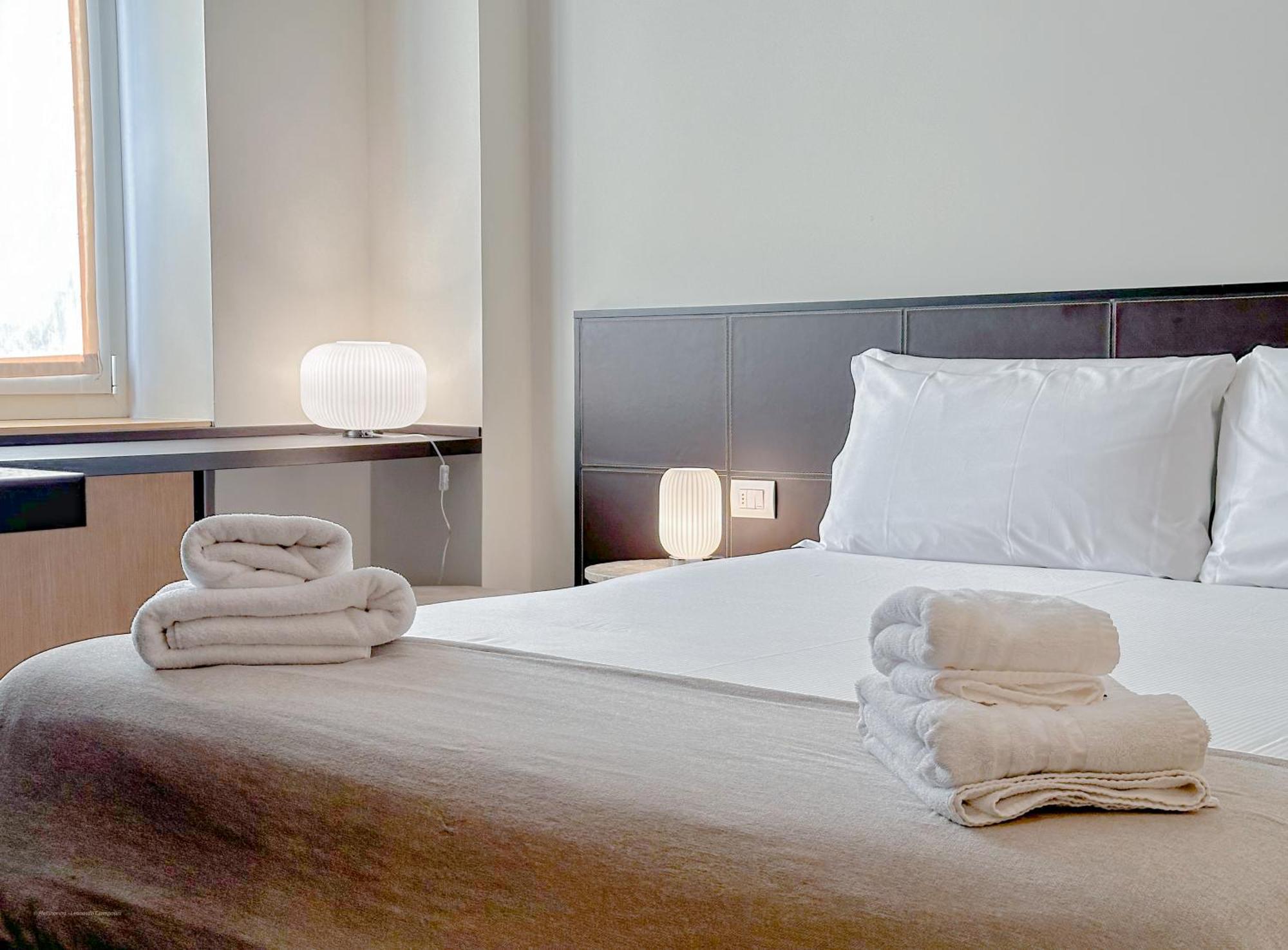Fontana Suites - 15 Min Dal Duomo Milan Extérieur photo