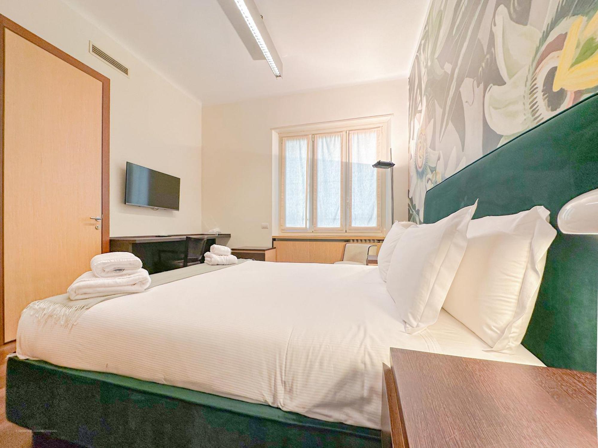 Fontana Suites - 15 Min Dal Duomo Milan Chambre photo